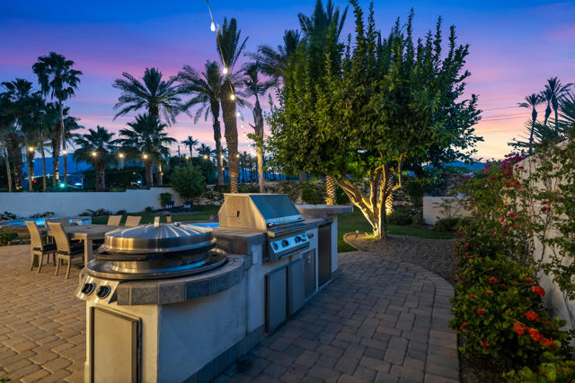 80030 Via Valerosa, La Quinta CA: https://media.crmls.org/mediaz/e97f7ffd-6cc4-4131-a0d2-b6ac3ab5692a.jpg