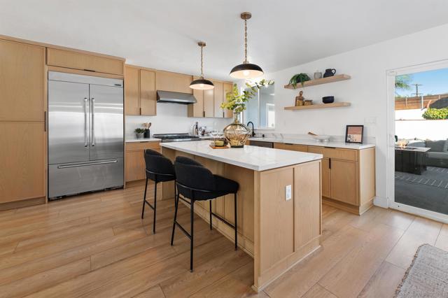 2103 Garfield, San Diego CA: https://media.crmls.org/mediaz/e980b71d-228f-4d80-862f-610d77a48030.jpg