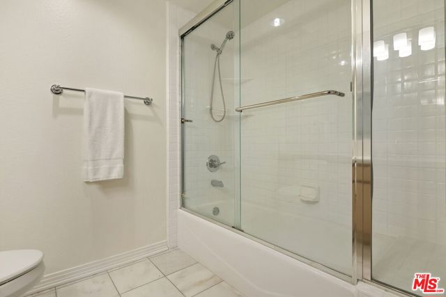 171 N Church Lane, Los Angeles CA: https://media.crmls.org/mediaz/e9839a59-6eb9-453c-887e-a736203d31f9.jpg
