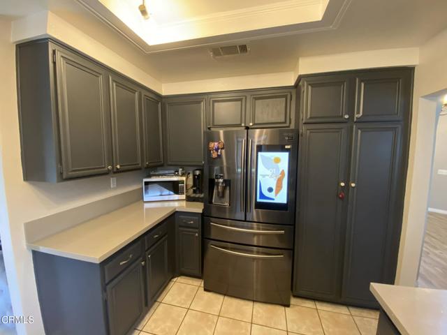 Detail Gallery Image 13 of 43 For 332 Morningside Ter, Palmdale,  CA 93551 - 5 Beds | 2/1 Baths