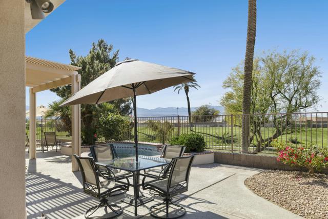 38129 Grand Oaks Avenue Avenue, Palm Desert CA: https://media.crmls.org/mediaz/e9847c76-7544-4a07-b39e-3644ab63aa83.jpg