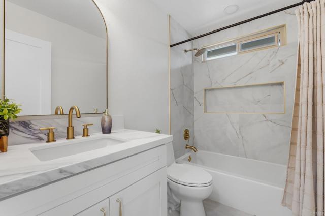 Detail Gallery Image 25 of 42 For 13879 Paseo Cardiel, San Diego,  CA 92129 - 4 Beds | 2/1 Baths