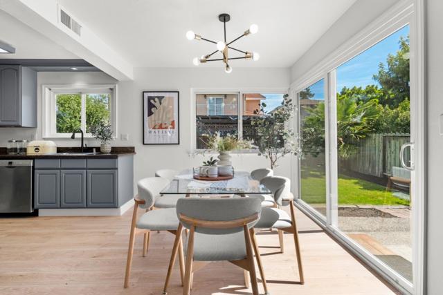 631 Spar Drive, Redwood City CA: https://media.crmls.org/mediaz/e985da9f-cfee-4fef-bcff-0e45fc694593.jpg