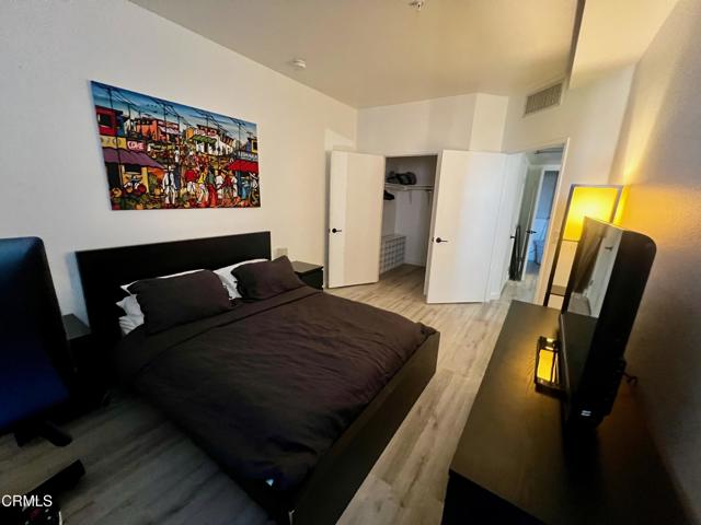 865 B Street, Oxnard CA: https://media.crmls.org/mediaz/e985eb0d-375b-4fed-99f5-6aa29fbeda35.jpg
