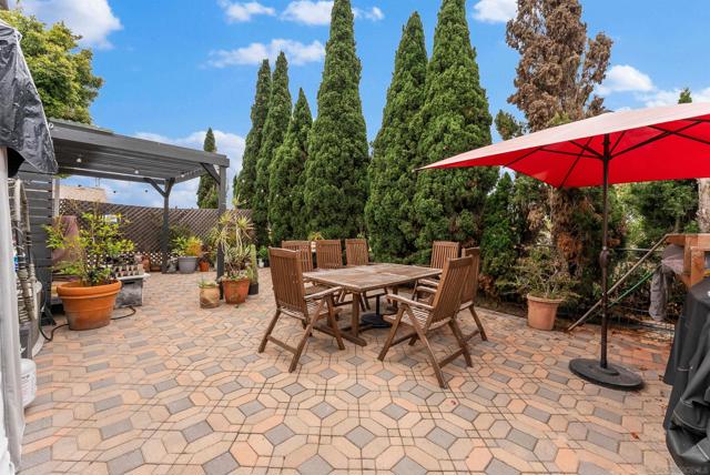3317 19 Jemez Dr, San Diego CA: https://media.crmls.org/mediaz/e986e883-7f83-40f2-8770-38a012fb1f2a.jpg