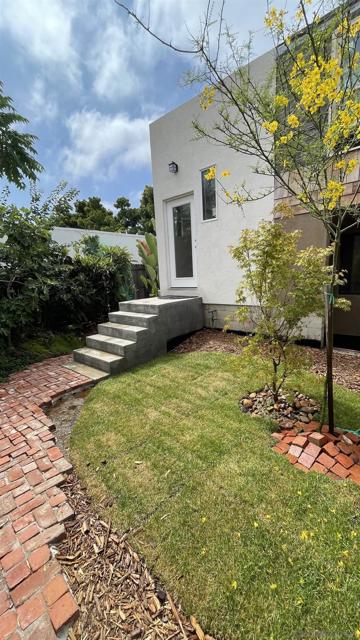 366 Palm Ave, Chula Vista CA: https://media.crmls.org/mediaz/e9873b6d-e129-4420-851b-1afa4e9d34e9.jpg