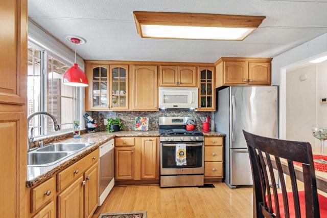236 Mountain Springs Drive, San Jose CA: https://media.crmls.org/mediaz/e987c157-9f38-41b5-b67d-49f780d73d16.jpg