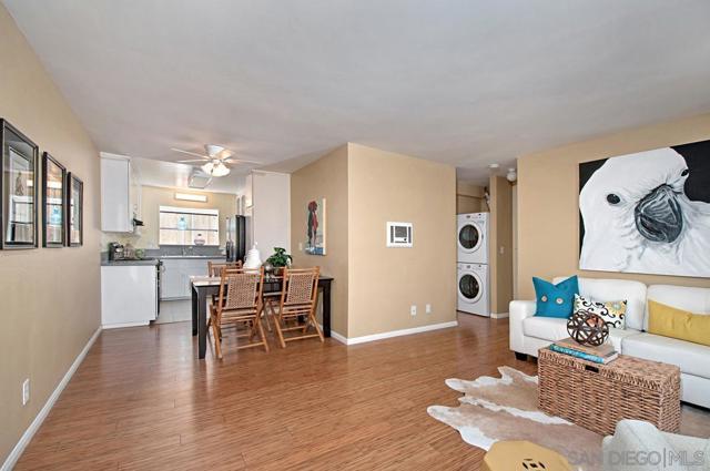 3762 Arnold Ave, San Diego CA: https://media.crmls.org/mediaz/e9880100-db96-4ffe-8bcb-214cd9a9eb41.jpg