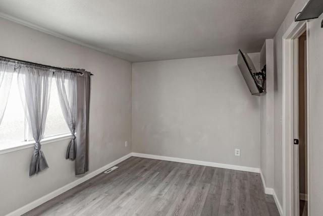 3320 Del Monte Boulevard, Marina CA: https://media.crmls.org/mediaz/e9888caf-13e4-458a-b1ca-59b43664ca99.jpg