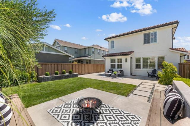 17920 Stoney Creek Way, Morgan Hill CA: https://media.crmls.org/mediaz/e98987fe-1479-4974-8133-b566300a5059.jpg