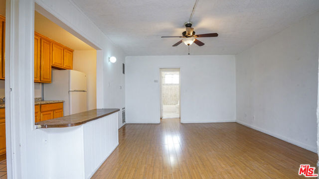5342 Lexington Avenue, Los Angeles CA: https://media.crmls.org/mediaz/e989f4a7-389c-41ec-9d3e-ee4d563d635f.jpg