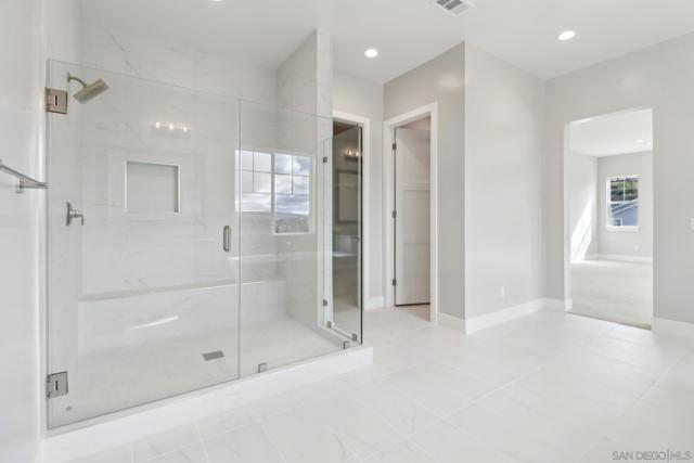 Image 24 of 50 For 15123 Larchmont St