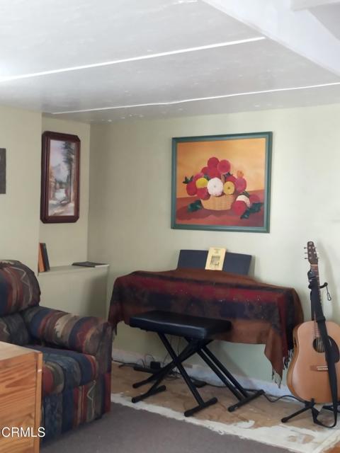 3900 E Main Street, Ventura CA: https://media.crmls.org/mediaz/e98b37ae-ae7f-4630-a8dd-4179761c9588.jpg