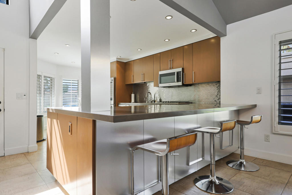 MLS #219135978DA image #3