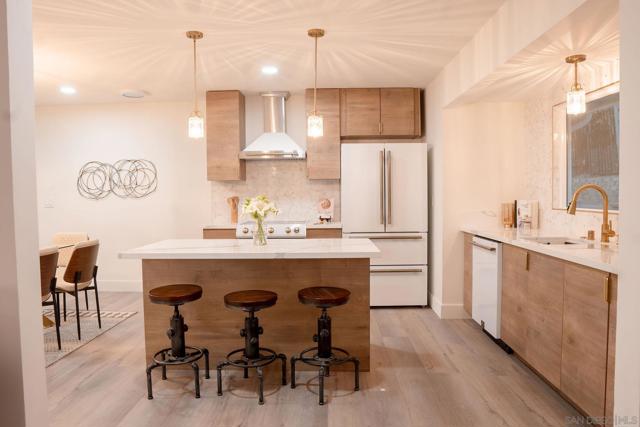 11774 Rocoso Rd, Lakeside CA: https://media.crmls.org/mediaz/e98cf2c1-fe75-47ee-a189-6819080b6cdd.jpg