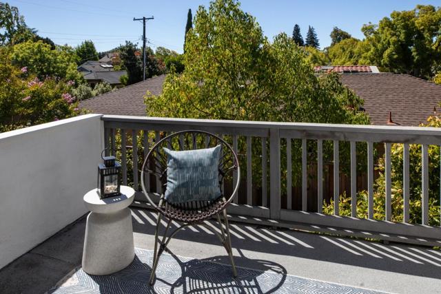 1494 Kings Lane, Palo Alto CA: https://media.crmls.org/mediaz/e98d4781-5302-4c1f-b4a9-5e2f6c2aa50d.jpg