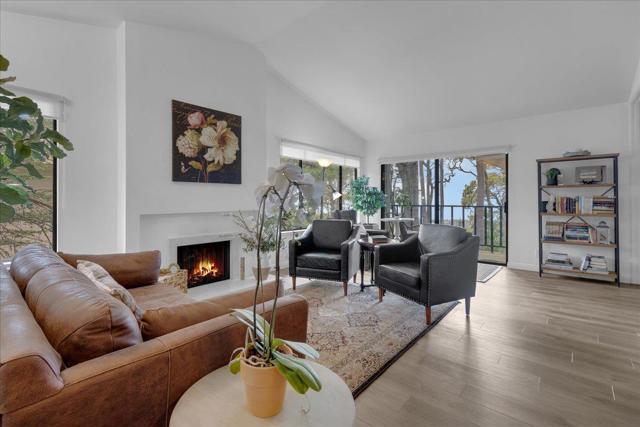 32 Ocean Pines Lane, Pebble Beach CA: https://media.crmls.org/mediaz/e98e2c96-d5fa-4caa-af8a-54e2351e912a.jpg