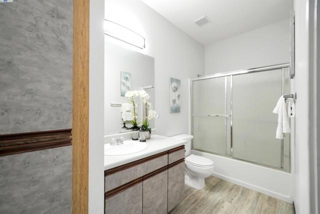 25850 Kay Ave, Hayward CA: https://media.crmls.org/mediaz/e98e47fb-8a41-4bc8-8fd3-334f81000d41.jpg