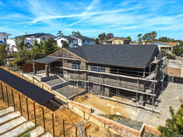 Detail Gallery Image 4 of 33 For 3780 82 Highland Dr., Carlsbad,  CA 92008 - 6 Beds | 6/1 Baths