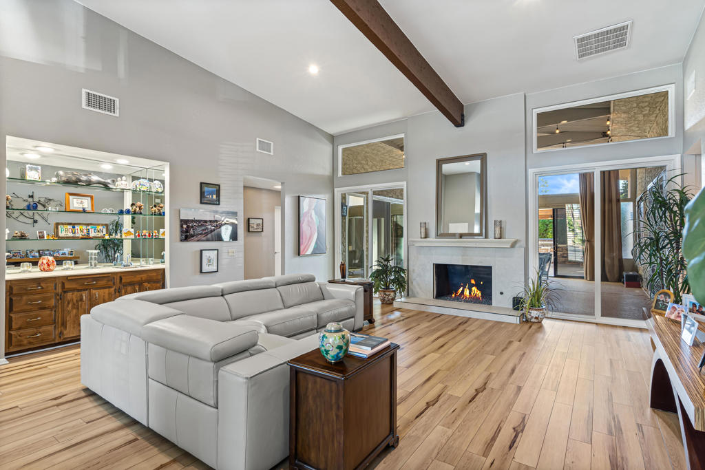 MLS #219132275DA image #8