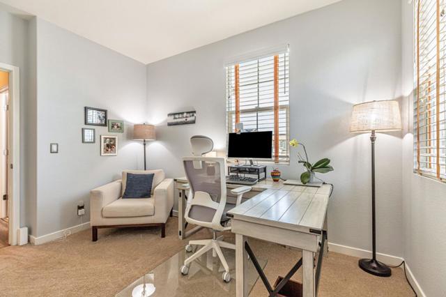 1300 Qualteri Way, Gilroy CA: https://media.crmls.org/mediaz/e98f581d-9e12-4851-965f-6035a5425232.jpg