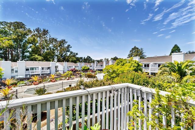 1757 30th Avenue, Santa Cruz CA: https://media.crmls.org/mediaz/e98fcc90-070d-4eda-9e7e-cf133959e32e.jpg