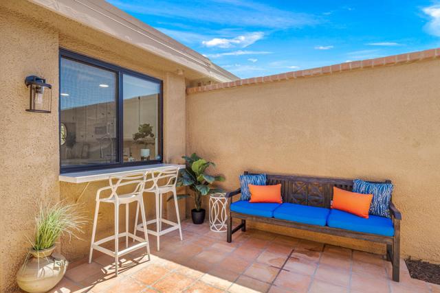 56 Majorca Drive, Rancho Mirage CA: https://media.crmls.org/mediaz/e990bc09-d0ea-46ce-9b18-2f76ffa76742.jpg