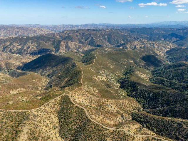 0 non-situs, Morgan Hill CA: https://media.crmls.org/mediaz/e9926d16-44da-4e94-a716-e6b5717cf279.jpg