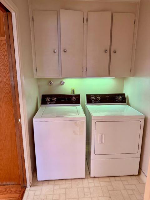 1389 Chelsea Drive, Los Altos CA: https://media.crmls.org/mediaz/e993586f-de9b-49a8-997e-51f852da4702.jpg