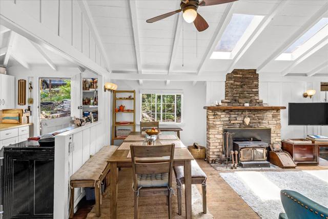 134 El Hermorro, Carmel Valley CA: https://media.crmls.org/mediaz/e99377a7-2af4-4137-b252-882fdaf68a93.jpg