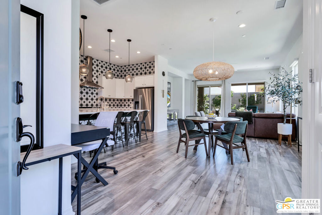 MLS #25588977PS image #8