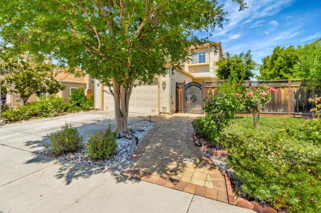 1319 Quail Creek Circle, San Jose CA: https://media.crmls.org/mediaz/e9942d56-62f7-4aba-aebc-6960b61334a5.jpg