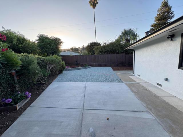 315 Colleen Court, Morgan Hill CA: https://media.crmls.org/mediaz/e996fab7-e43f-4a64-8392-6e2c61e8343e.jpg