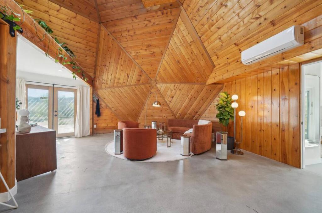 MLS #219138604PS image #4