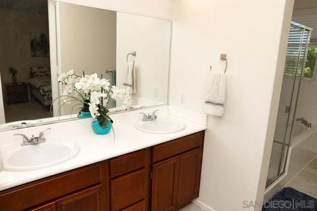 1367 Santa Diana, Chula Vista CA: https://media.crmls.org/mediaz/e9984f1d-c45e-41d7-9731-fc364fcac6d5.jpg
