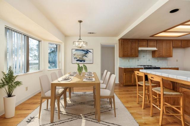 30159 Horseshoe Drive, Coarsegold CA: https://media.crmls.org/mediaz/e9985137-1993-4c42-9c8a-0cca63fe133f.jpg