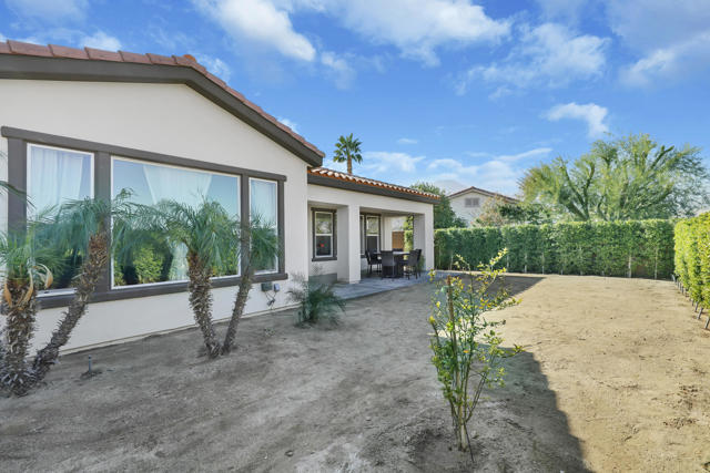 81800 Eagle Claw Drive, La Quinta CA: https://media.crmls.org/mediaz/e998626f-b383-498d-b6f7-2e5e97328d0b.jpg