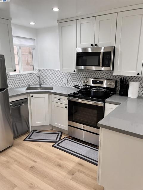 Image 14 of 59 For 2636 3rd St  