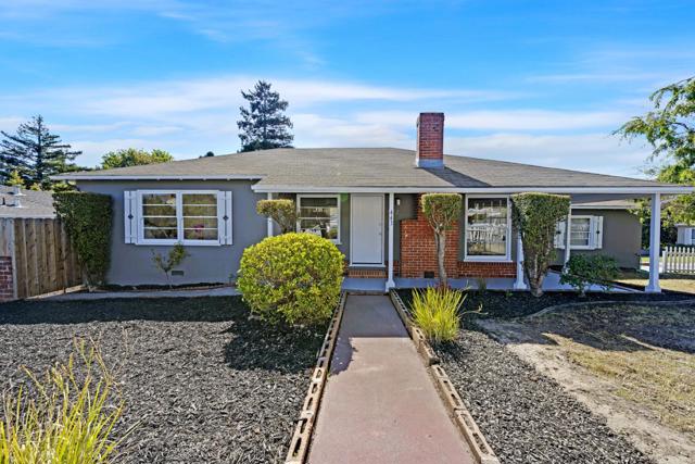 443 Lomita Avenue, Millbrae CA: https://media.crmls.org/mediaz/e99a1302-2a6f-43e9-8b6c-8d987a1058db.jpg