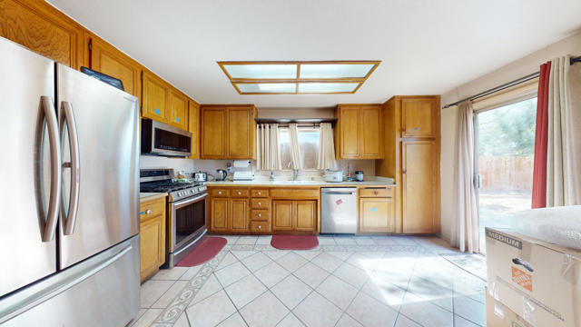 23809 New England 17