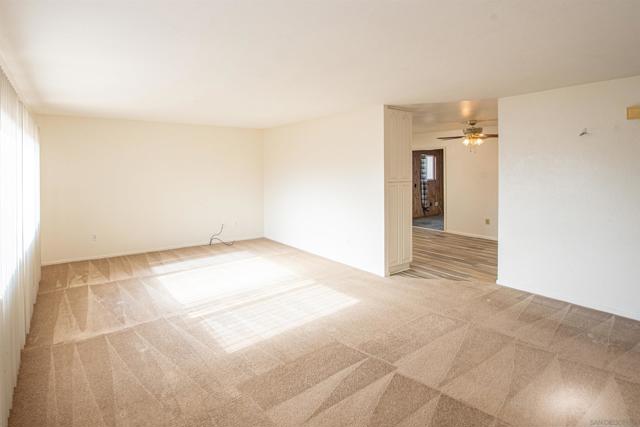14728 Jeff Park Lane, Poway CA: https://media.crmls.org/mediaz/e99a5052-e9cc-45a9-bf71-c130af2f7172.jpg