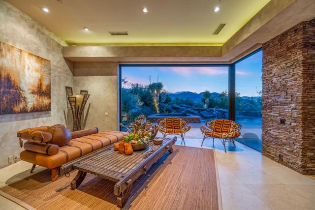 50741 Desert Arroyo Trail, Indian Wells CA: https://media.crmls.org/mediaz/e99ae0a6-15dd-4718-bdf9-67a7b0c08015.jpg