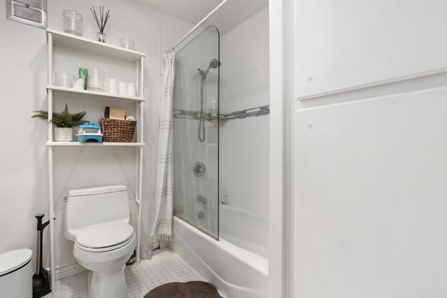 Detail Gallery Image 43 of 47 For 2388 Altisma Way #10 OR K,  Carlsbad,  CA 92009 - 2 Beds | 2 Baths