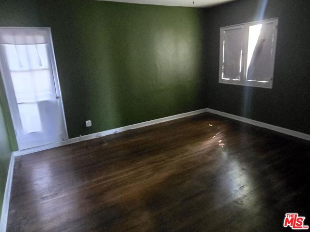 143 S Highland Avenue, Los Angeles CA: https://media.crmls.org/mediaz/e99b51a6-86b6-42a4-9105-a0bce748c37e.jpg