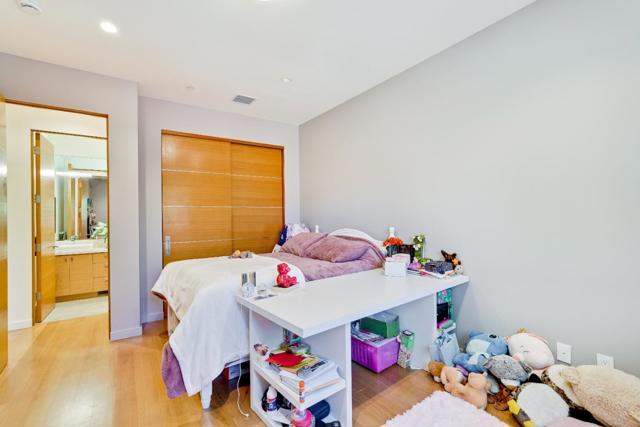 1534 Wessex Avenue, Los Altos CA: https://media.crmls.org/mediaz/e99bb51d-07df-4908-b608-f91f77745852.jpg