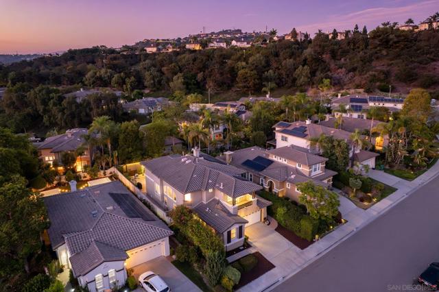 6393 Paseo Aspada, Carlsbad CA: https://media.crmls.org/mediaz/e99c6fbf-6c03-48db-85b6-750c2c4c41d3.jpg