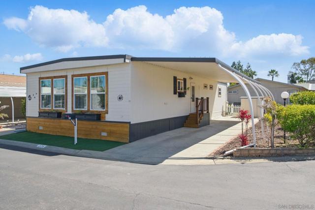 525 W El Norte, Escondido CA: https://media.crmls.org/mediaz/e99dbe9b-9748-4634-af5b-2af31e4c4c92.jpg