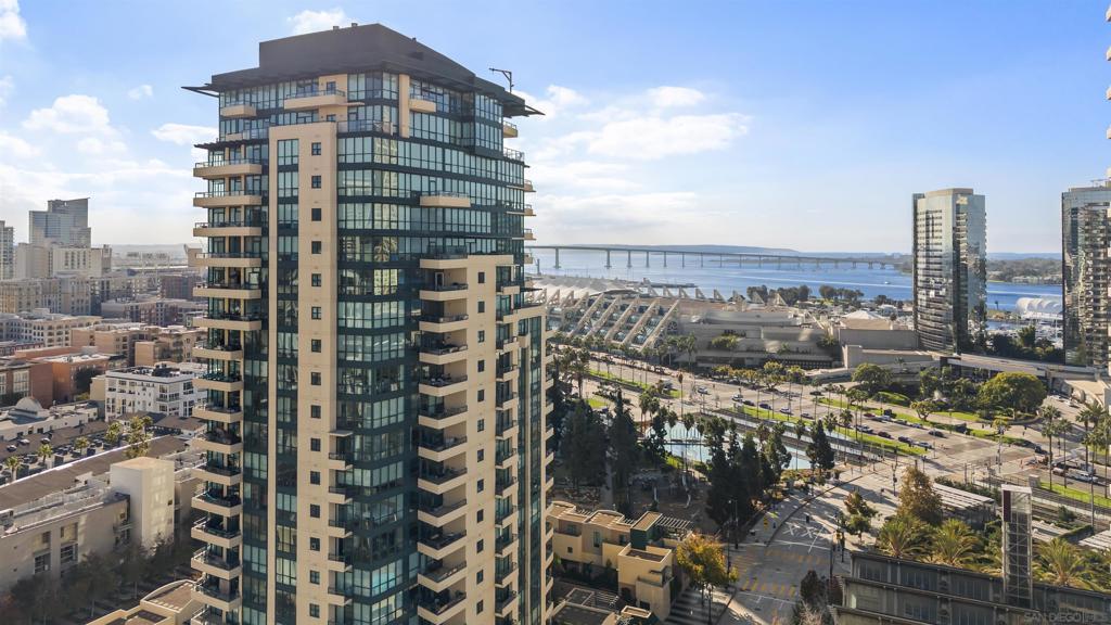 MLS #250043476SD image #38