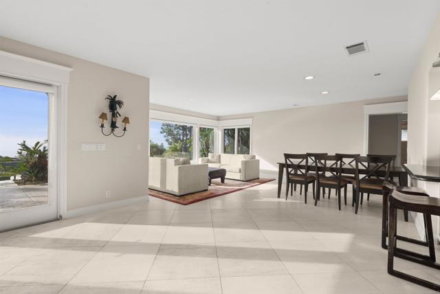 Detail Gallery Image 9 of 54 For 425 11th St, Del Mar,  CA 92014 - 3 Beds | 2 Baths