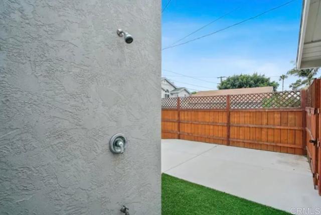 Detail Gallery Image 25 of 32 For 1145 Emerald St Rear (Alley),  –,  CA 92109 - 2 Beds | 2 Baths